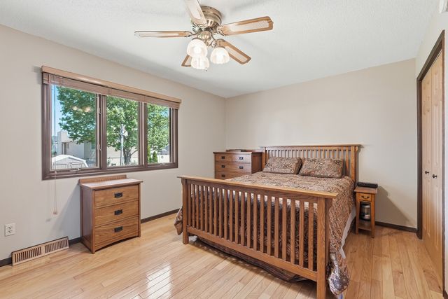 836 W 57th Street, Davenport, IA 52806