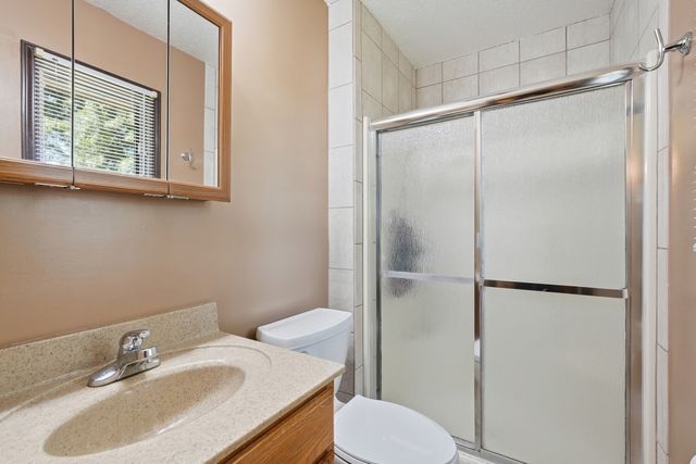 836 W 57th Street, Davenport, IA 52806
