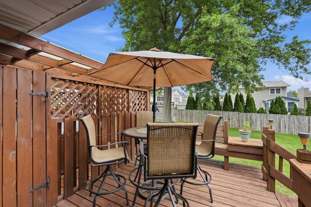 836 W 57th Street, Davenport, IA 52806