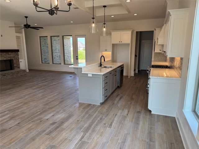 319 Newport Lane, Benton, LA 71006