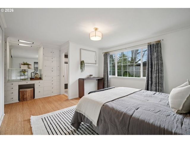 4050 Se JACKSON St, Milwaukie, OR 97222