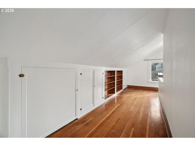 4050 Se JACKSON St, Milwaukie, OR 97222