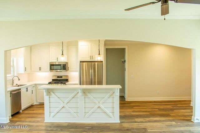 231 Buttonwood Lane, Canton, MS 39046