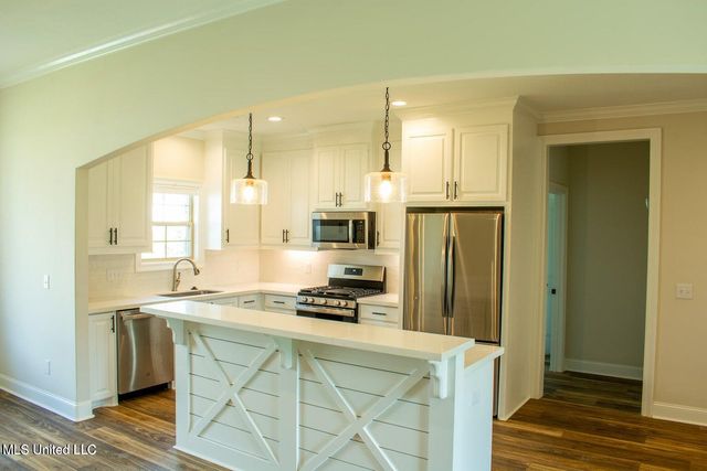 231 Buttonwood Lane, Canton, MS 39046