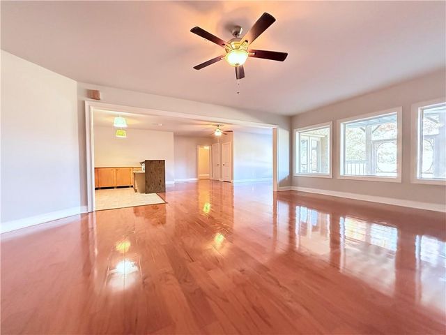 2308 Braunsroth Lane, Hampton, GA 30228