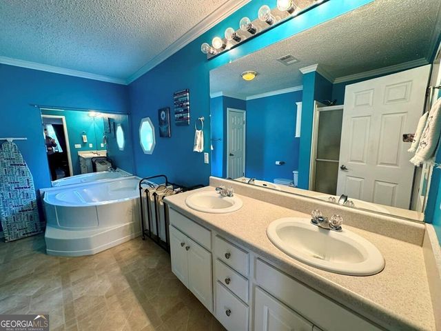 951 Collins Lane, Rentz, GA 31075
