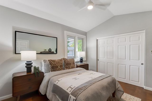 996 Hall Street, San Carlos, CA 94070