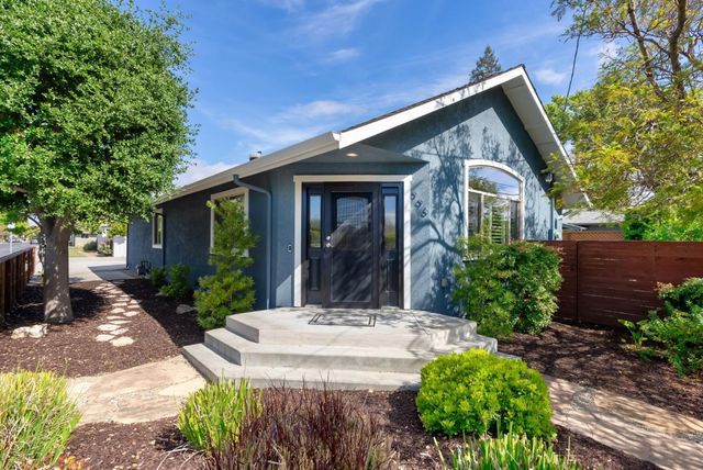 996 Hall Street, San Carlos, CA 94070