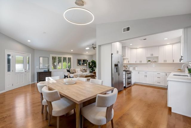 996 Hall Street, San Carlos, CA 94070