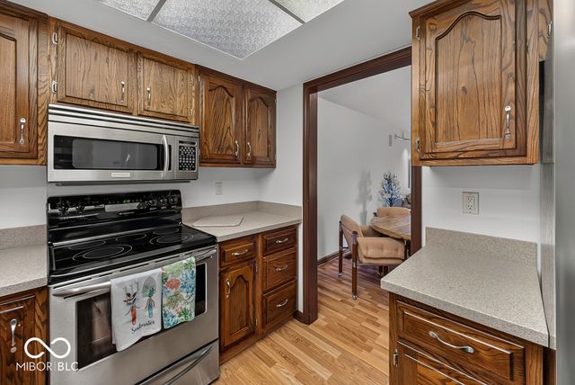 803 Burwick Trce, Greenwood, IN 46143