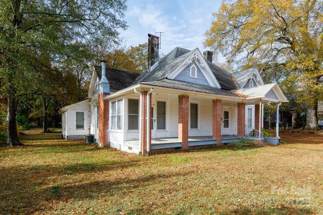 303 Kings Mountain Street, Clover, SC 29710