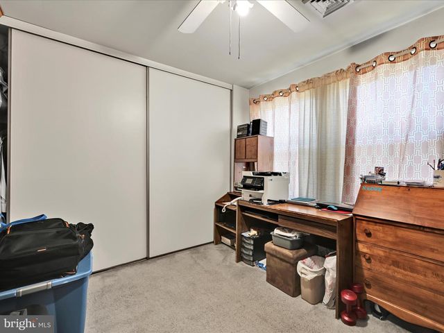 5581 EDSEL ST, Harrisburg, PA 17109