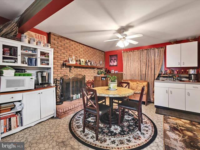 5581 EDSEL ST, Harrisburg, PA 17109