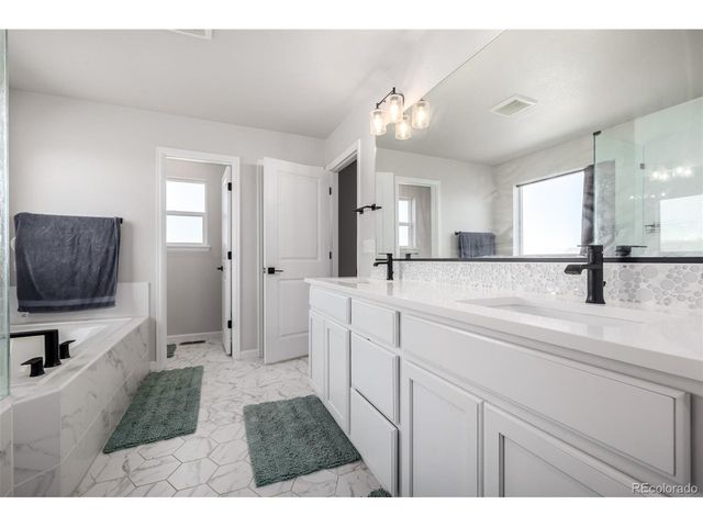 1875 Rancher Dr, Milliken, CO 80543