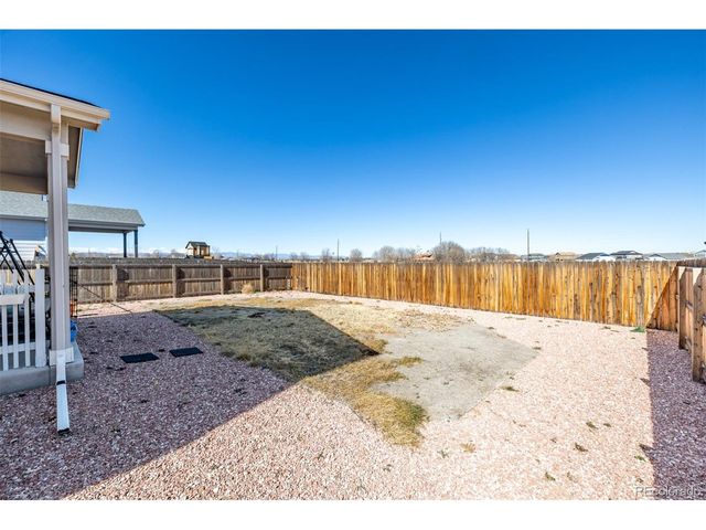 1875 Rancher Dr, Milliken, CO 80543