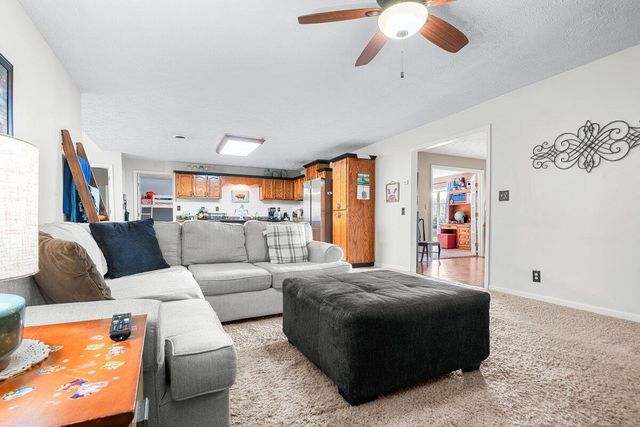 128 County Farm Road, London, KY 40741