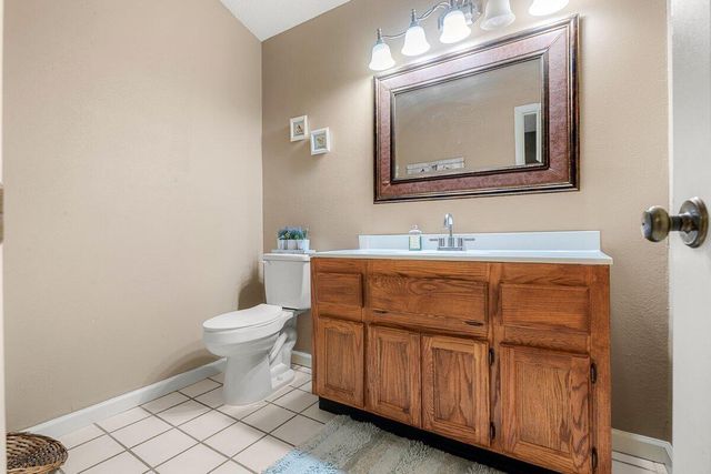 128 County Farm Road, London, KY 40741