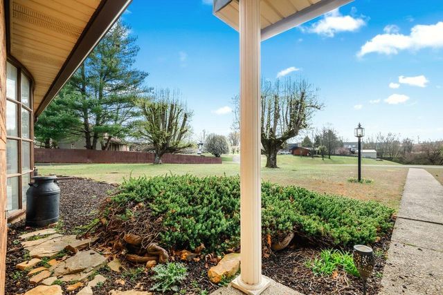 128 County Farm Road, London, KY 40741