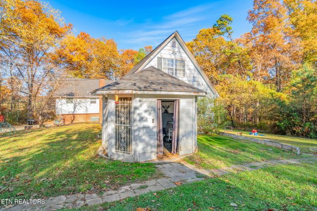 3607 Airport Rd, Rockwood, TN 37854