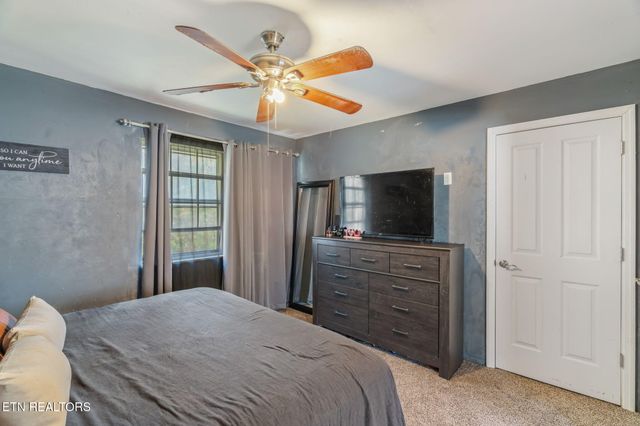 3607 Airport Rd, Rockwood, TN 37854