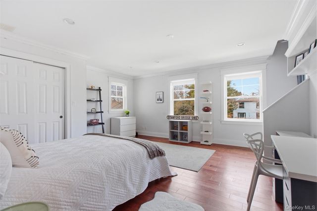 74 Old Post Lane, Mamaroneck, NY 10543