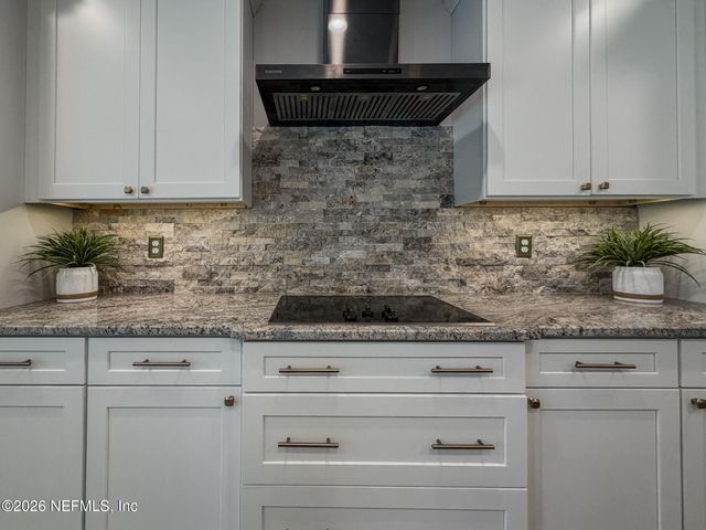 4325 APPLETON Avenue, Jacksonville, FL 32210