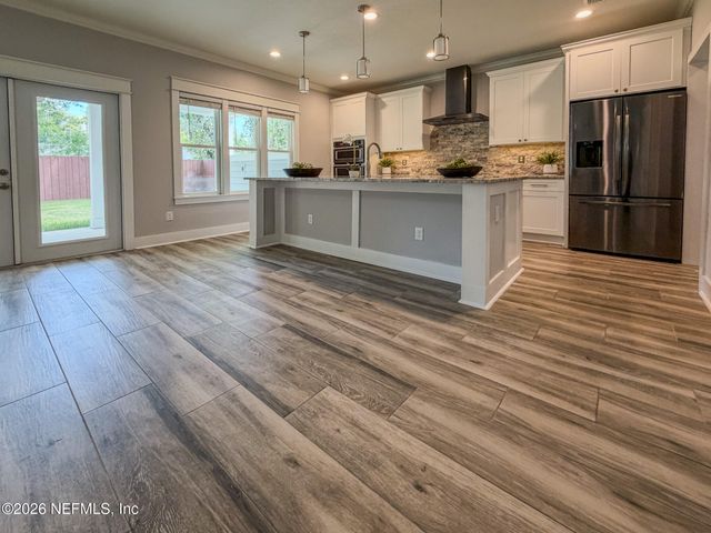 4325 APPLETON Avenue, Jacksonville, FL 32210