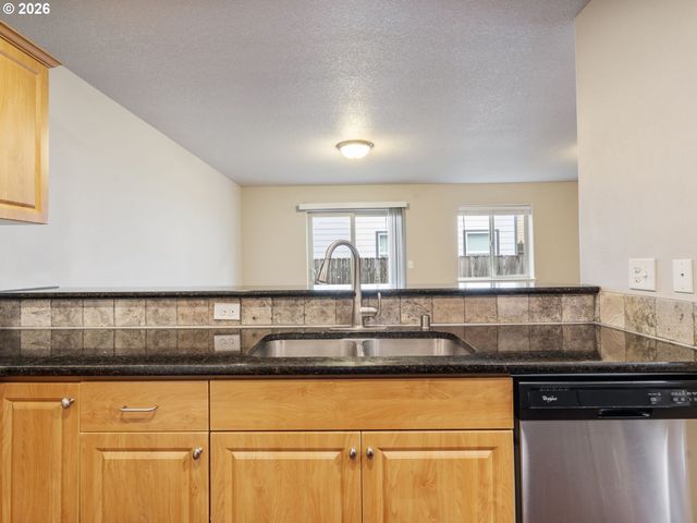 5618 Ne 74TH Ct, Vancouver, WA 98662