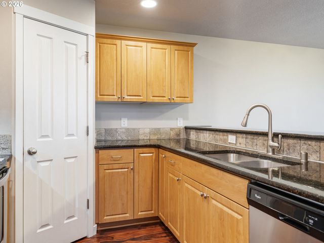 5618 Ne 74TH Ct, Vancouver, WA 98662