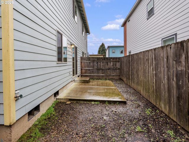 5618 Ne 74TH Ct, Vancouver, WA 98662