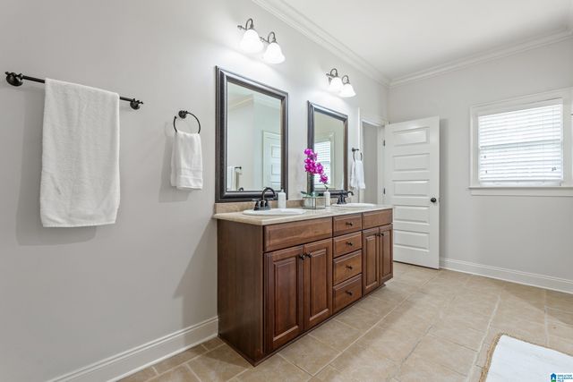 3840 VILLAGE CENTER DRIVE, Hoover, AL 35226