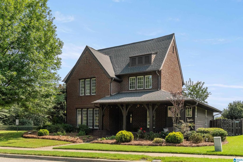 3840 VILLAGE CENTER DRIVE, Hoover, AL 35226