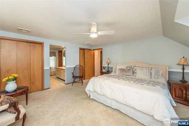 2 Baron Road, West Milford, NJ 07480