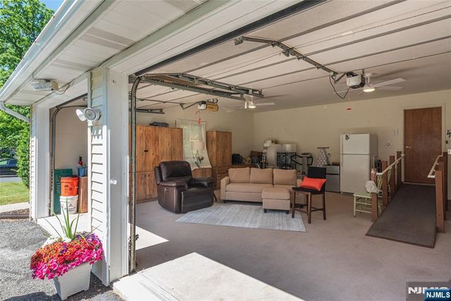 2 Baron Road, West Milford, NJ 07480