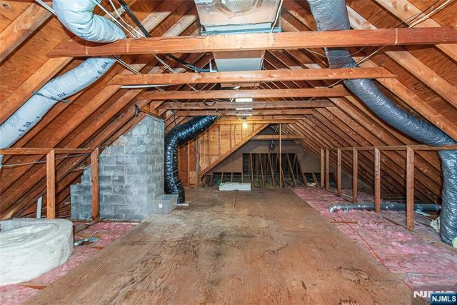 2 Baron Road, West Milford, NJ 07480