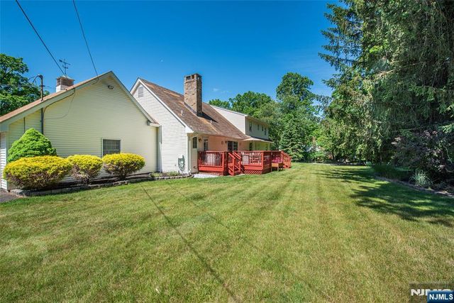 2 Baron Road, West Milford, NJ 07480
