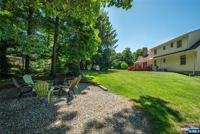 2 Baron Road, West Milford, NJ 07480
