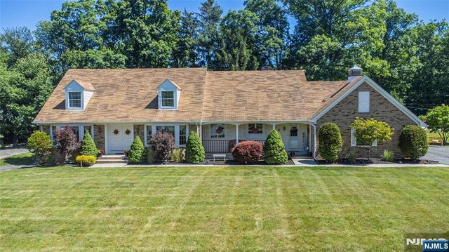 2 Baron Road, West Milford, NJ 07480