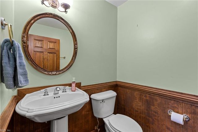 2521 Lake Cohoon RD, Suffolk, VA 23434