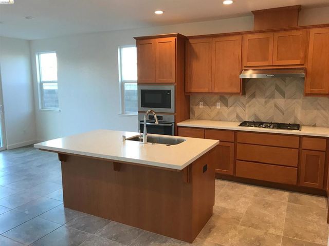 739 JENNIFER STREET, Brentwood, CA 94513
