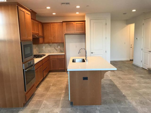 739 JENNIFER STREET, Brentwood, CA 94513
