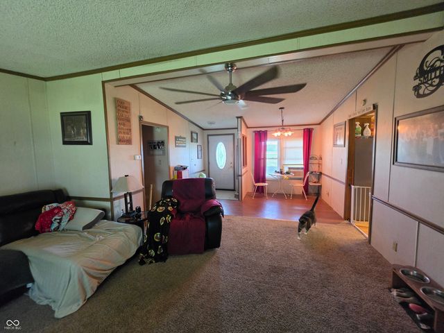 1408 E 600 N, Whiteland, IN 46184