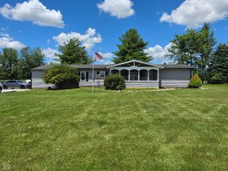 1408 E 600 N, Whiteland, IN 46184