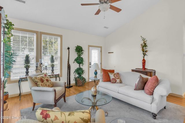 35 Stroud Will Court, Rocky Point, NC 28457