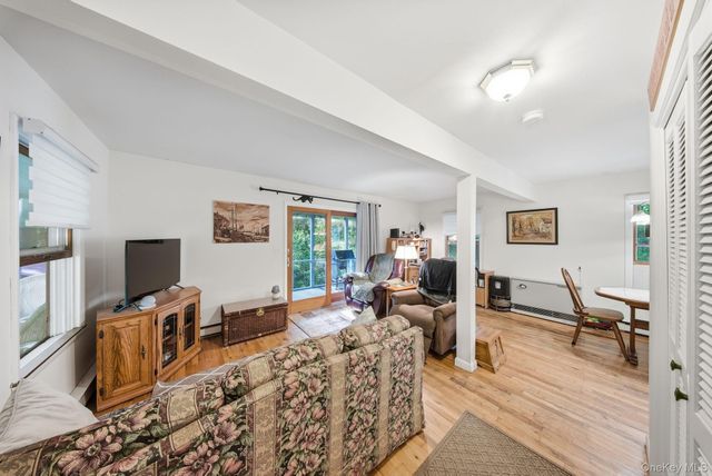 27 Little Road, Wurtsboro, NY 12790