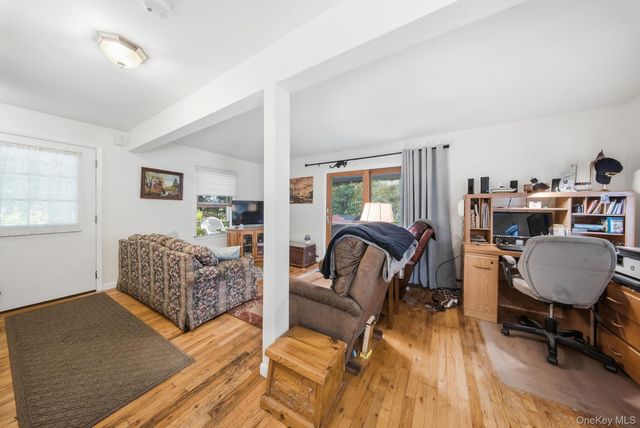27 Little Road, Wurtsboro, NY 12790