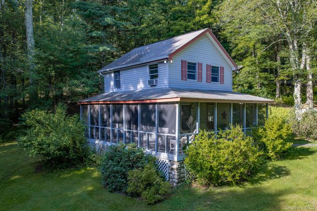 27 Little Road, Wurtsboro, NY 12790