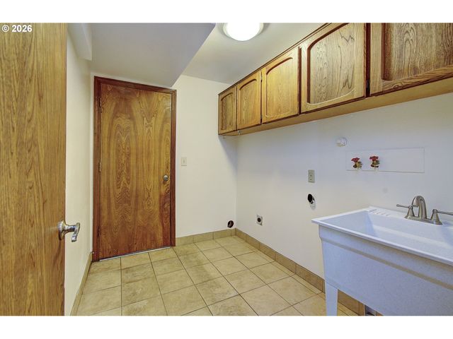 7206 Ne MEADOWS Dr, Vancouver, WA 98662