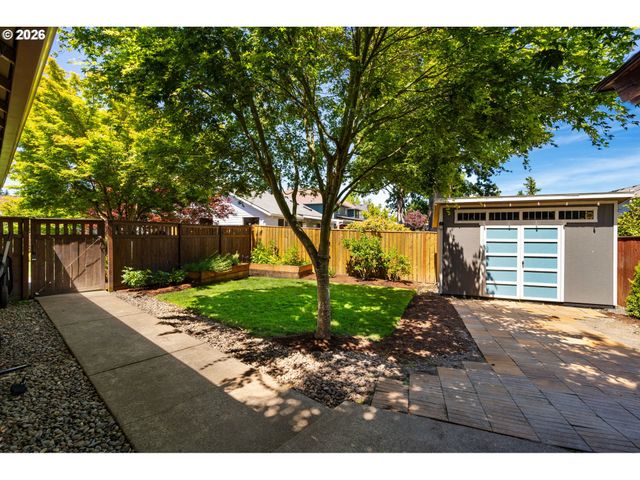 3144 Ne 2ND Ct, Hillsboro, OR 97124