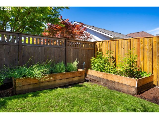 3144 Ne 2ND Ct, Hillsboro, OR 97124
